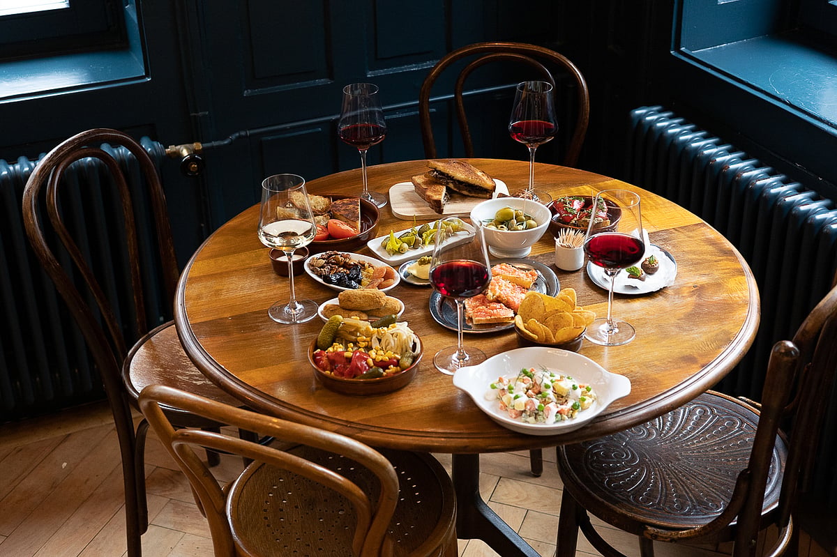 Zineb and Bernd Vogels passion for Catalan cuisine truly shines through in their carefully crafted plant-based tapas and pintxos